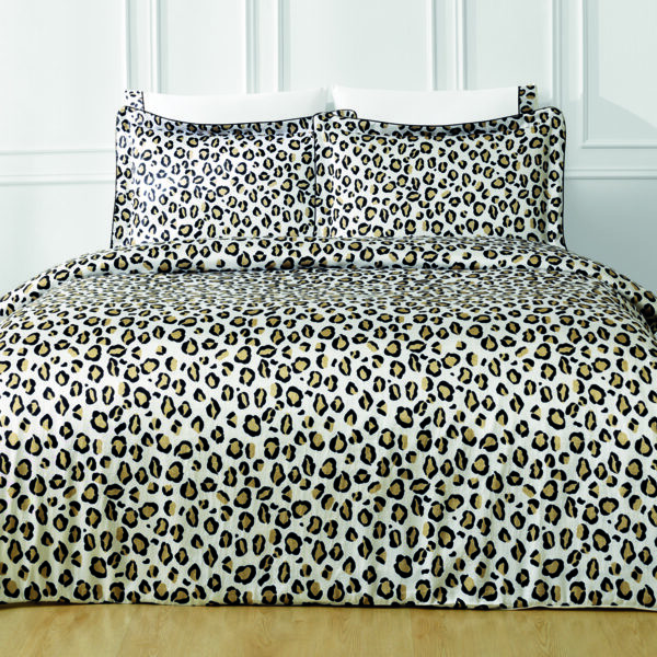 Alternative view of Cheetah