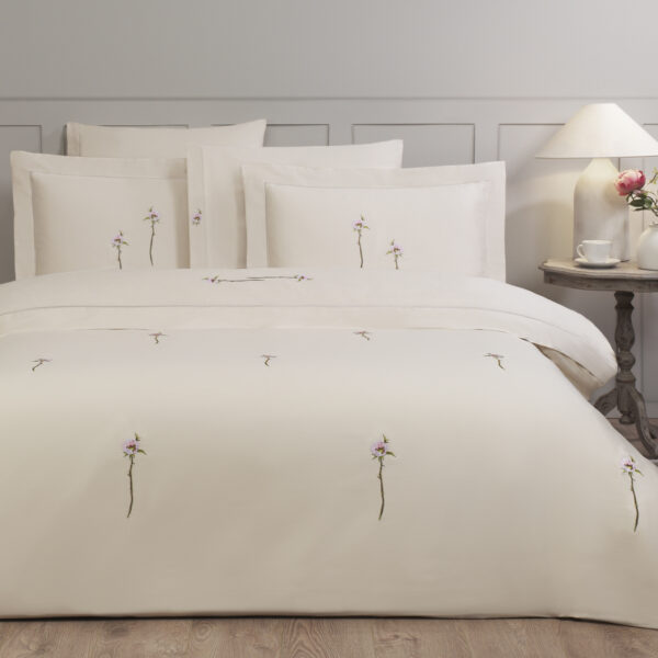 Clematis Brodery - Görsel 3